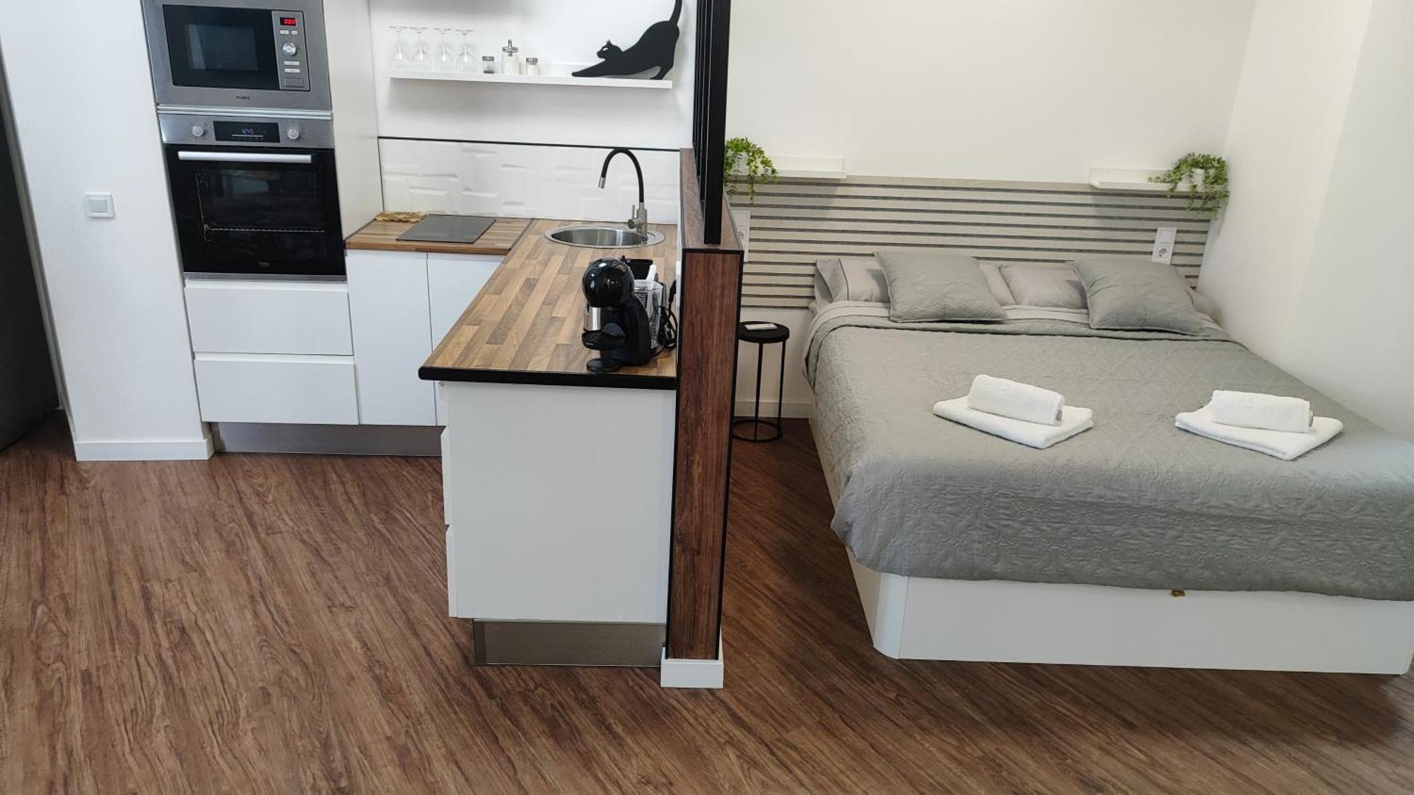 Reina Apartment *